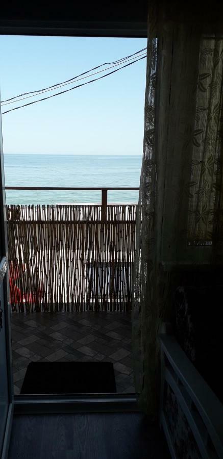 Apartment Moe More Odessa Zewnętrze zdjęcie