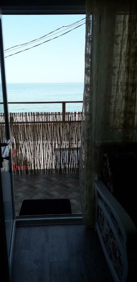 Apartment Moe More Odessa Zewnętrze zdjęcie